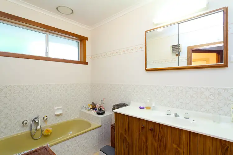 Sixth view of Homely house listing, 13 Johnson Ave, Drouin VIC 3818
