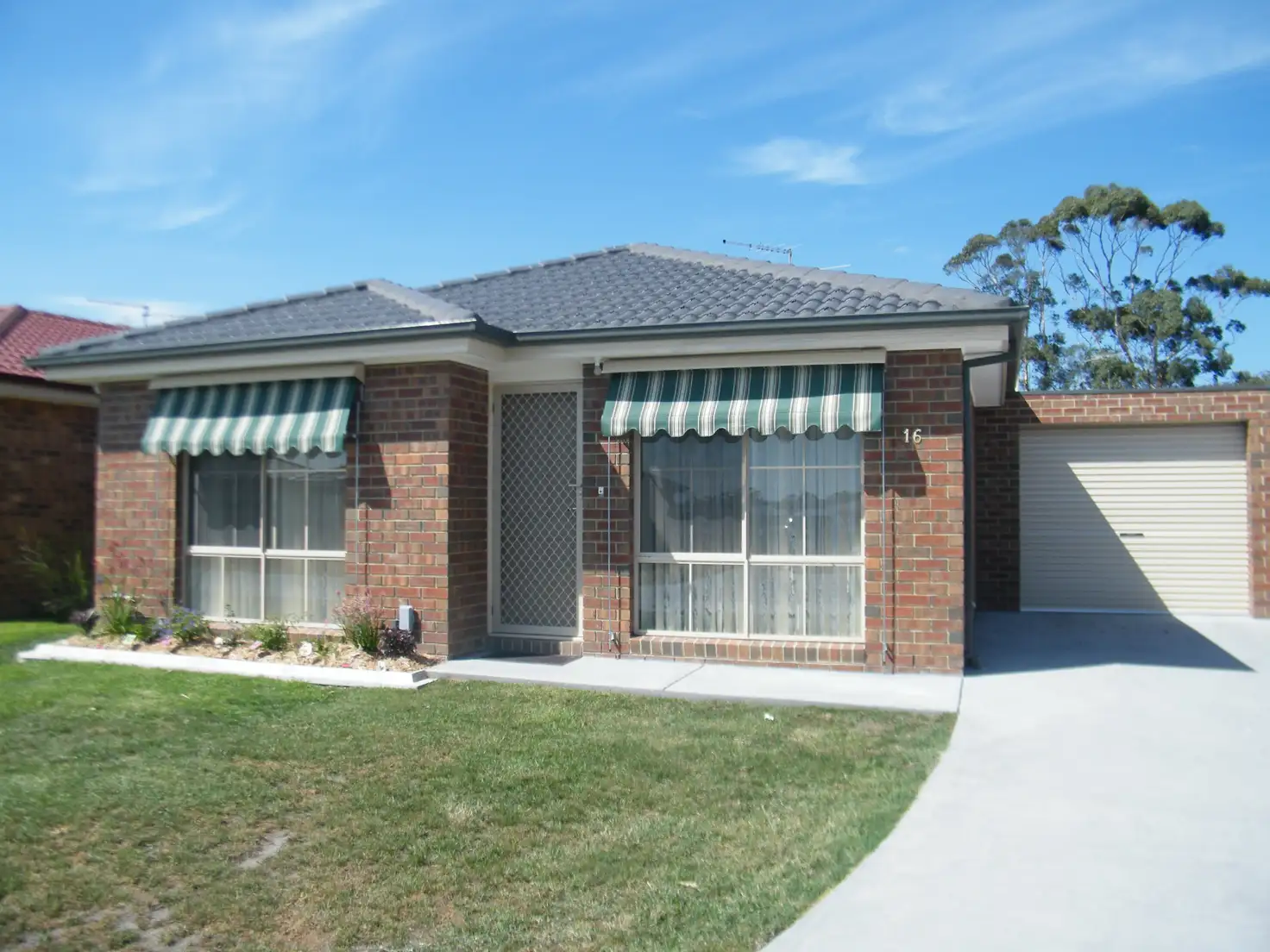 Main view of Homely unit listing, 16 Willow Boulevard, Yarragon VIC 3823