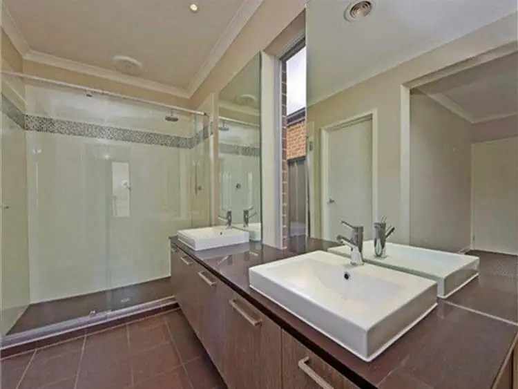 Fifth view of Homely house listing, 31 Trilium Blvd, Cranbourne North VIC 3977