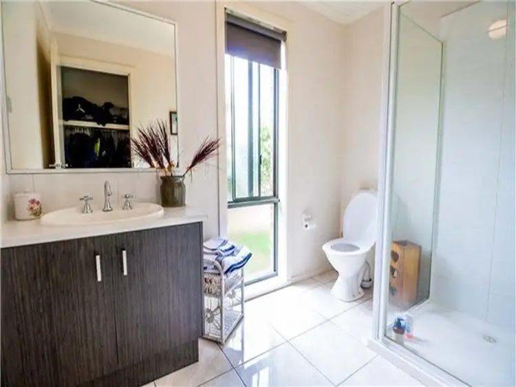 Fifth view of Homely house listing, 9 Salvia Avenue, Pakenham VIC 3810