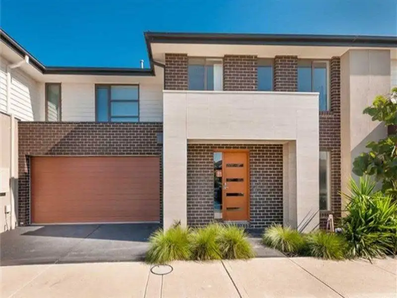 Main view of Homely townhouse listing, 3 Birchmore Place, Clyde North VIC 3978