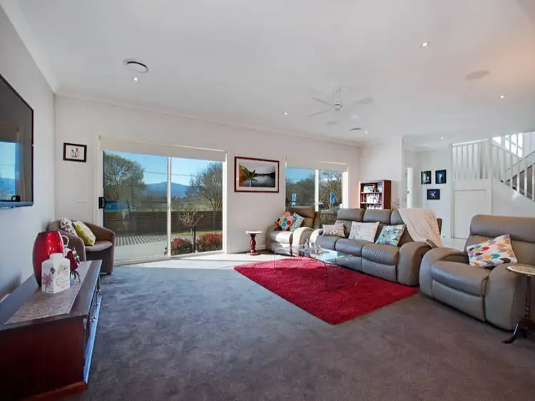 Fifth view of Homely house listing, 4/9 Armstrong Grove, Yarra Glen VIC 3775