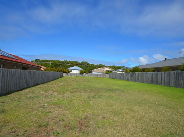 6 Coastal Court, Portland VIC 3305
