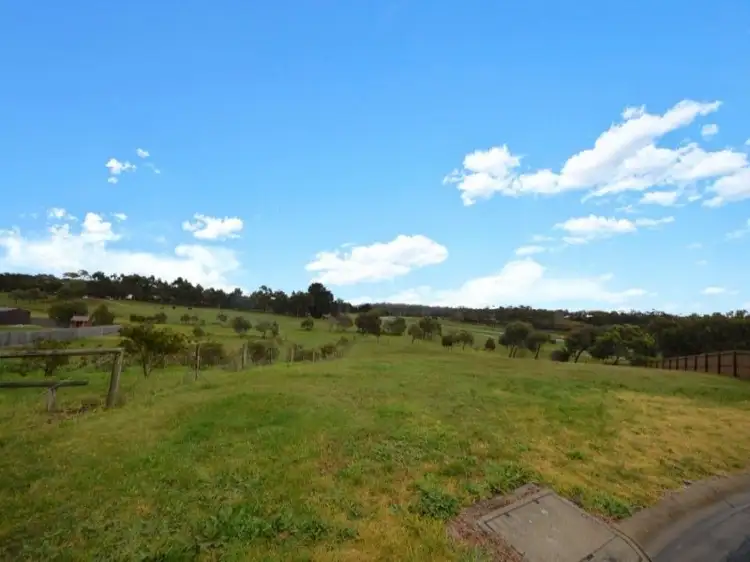 30 Laguna Court, Portland VIC 3305