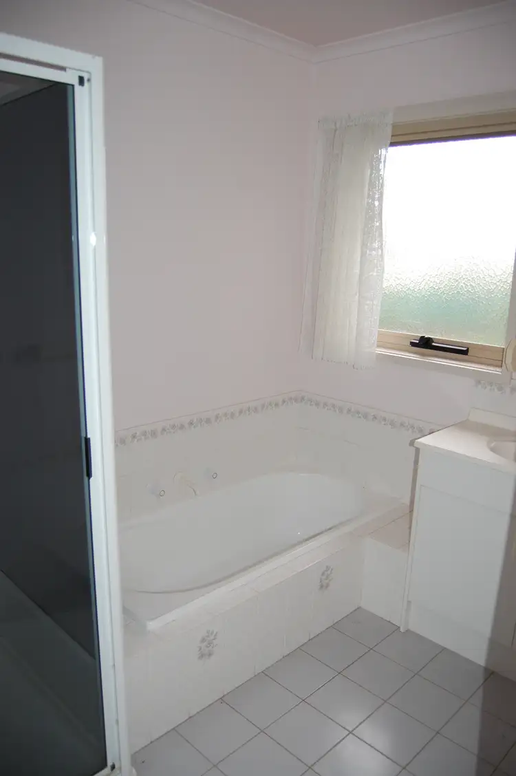Fourth view of Homely unit listing, 1/14 Greenvale Court, Warrnambool VIC 3280