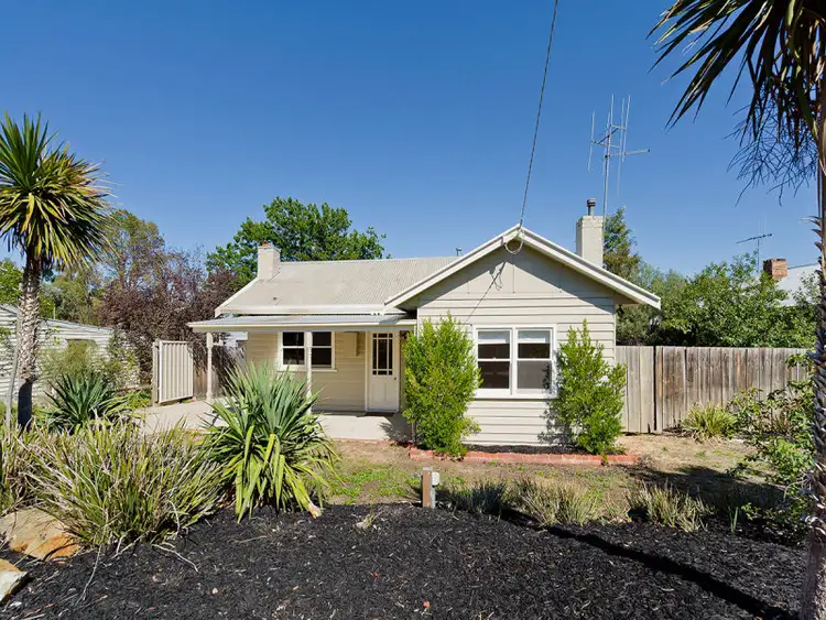 14 Wheeler Street, Castlemaine VIC 3450