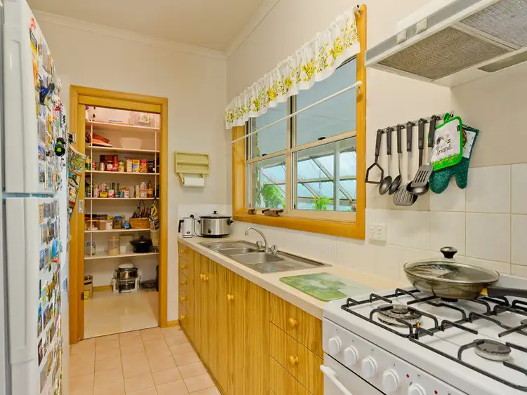 Fifth view of Homely house listing, 11 Sheehan Court, Castlemaine VIC 3450