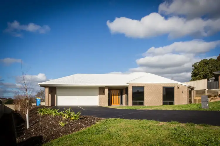 27 Dolomite Drive, Mount Gambier SA 5290