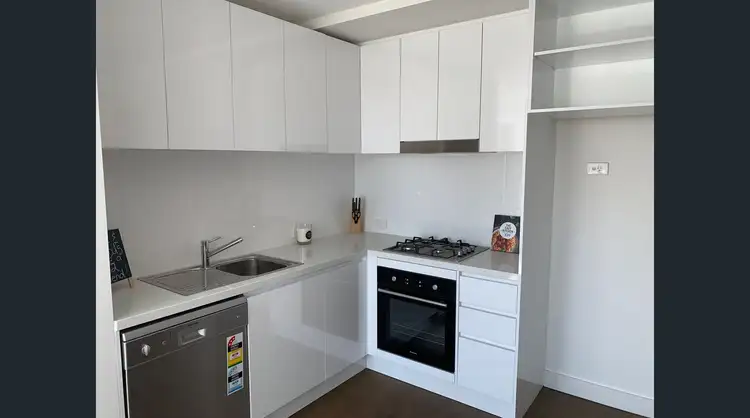 Fifth view of Homely apartment listing, 102/813 Toorak Road, Hawthorn East VIC 3123