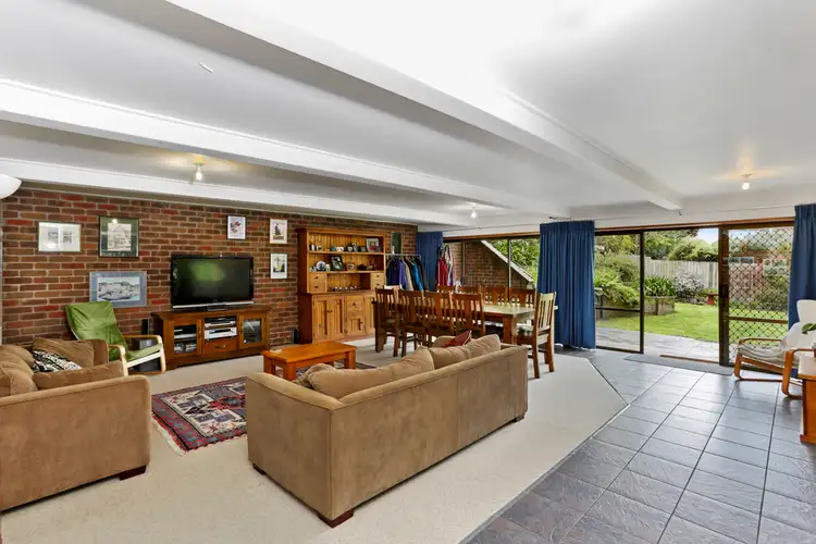 Third view of Homely house listing, 19 Goldsmith Street, Hamilton VIC 3300