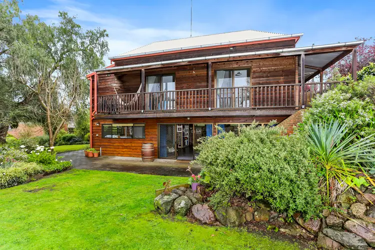 Fourth view of Homely house listing, 19 Goldsmith Street, Hamilton VIC 3300