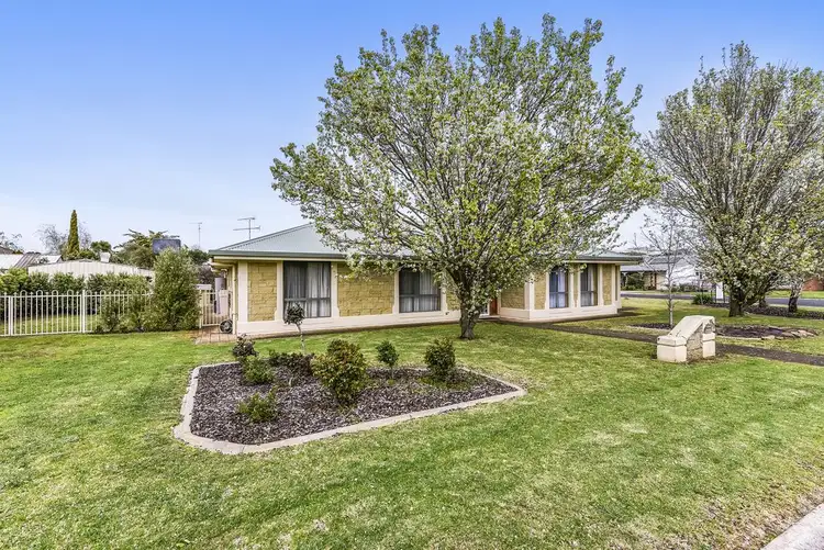 Sixth view of Homely house listing, 10 Heathfield Way, Mount Gambier SA 5290