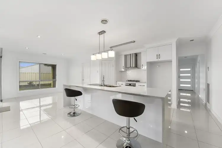 Sixth view of Homely house listing, 4 Bengalee Crescent, Mount Gambier SA 5290