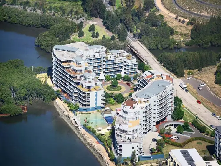120/27 Bennelong Parkway