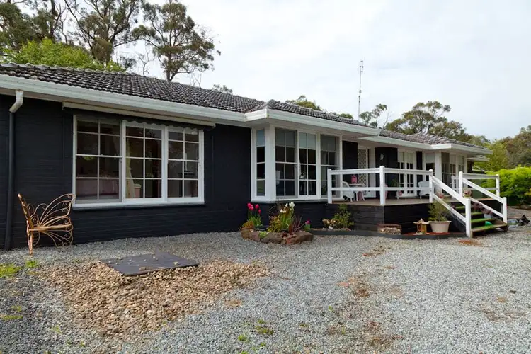 37 Riverside Avenue, Bunyip VIC 3815