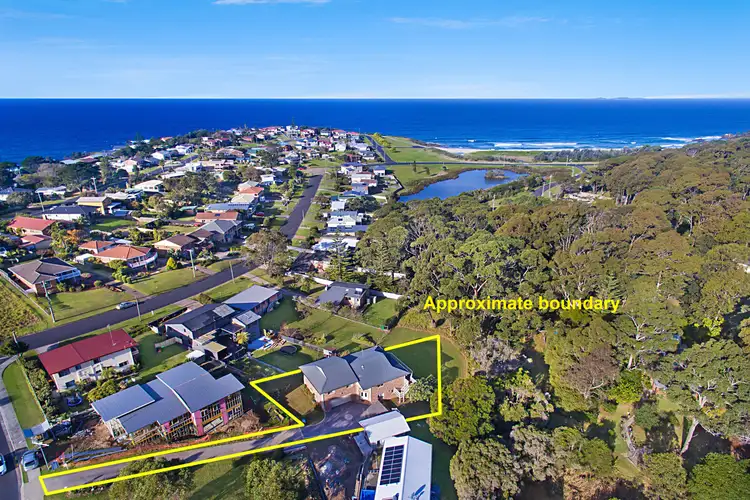 6 Yabbarra Drive, Dalmeny NSW 2546