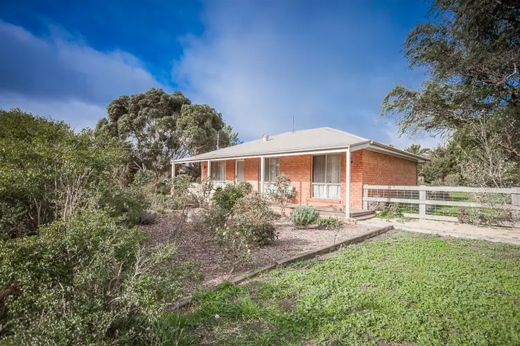 11 Noel Street, Lancefield VIC 3435