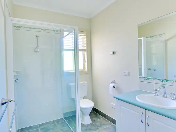 Sixth view of Homely unit listing, 2/1 Cambridge Drive, Mansfield VIC 3722