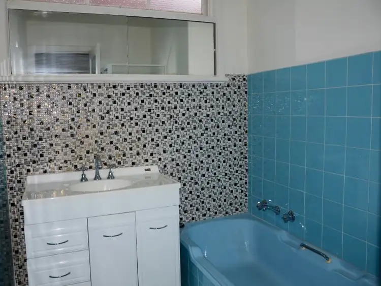 Fourth view of Homely house listing, 6 Hutchison Street, Niddrie VIC 3042