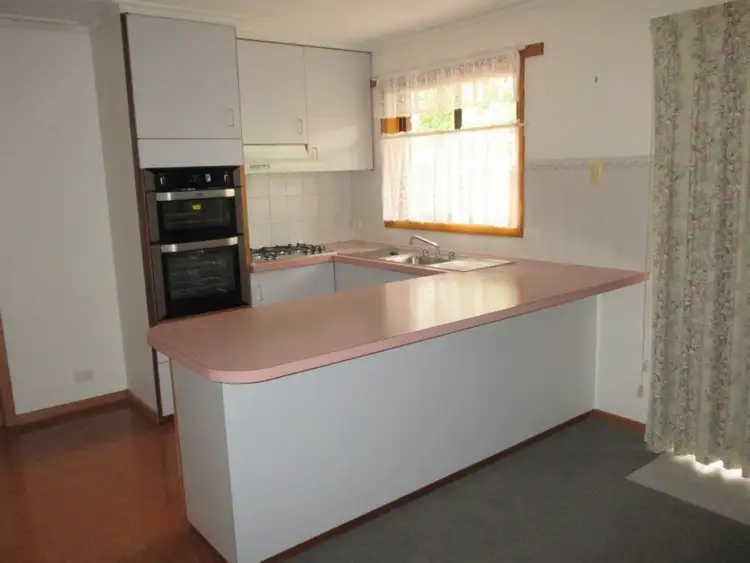 Seventh view of Homely townhouse listing, 4/1 Alexandra Parade, Hamilton VIC 3300