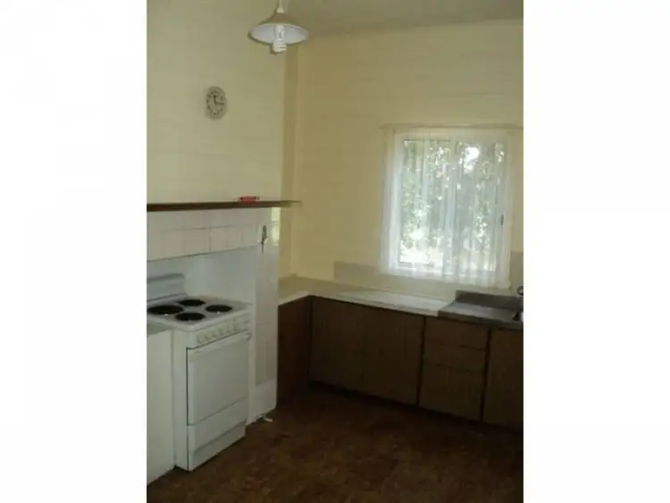 Sixth view of Homely house listing, 9 Pilleau Street, Coleraine VIC 3315