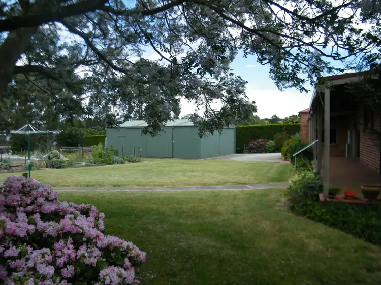 Fourth view of Homely house listing, 4 Pepperell Drive, Drouin VIC 3818