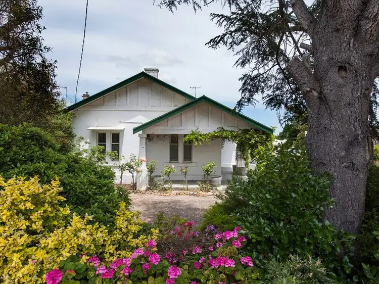 30 Mount Gambier Road, Millicent SA 5280