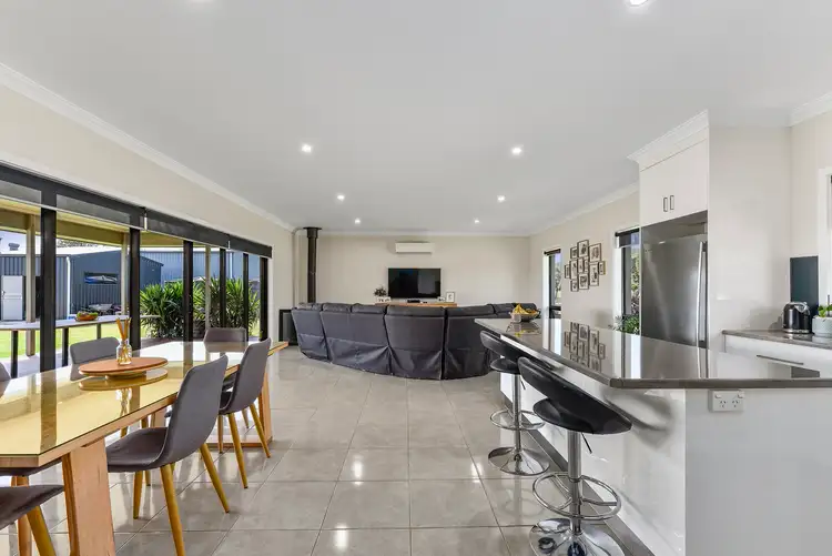 Sixth view of Homely house listing, 2 Mulgourie Court, Millicent SA 5280