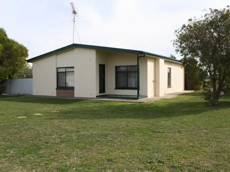 Second view of Homely house listing, 2 Millhouse street, Millicent SA 5280