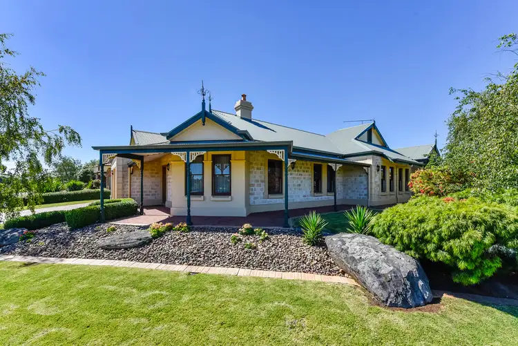 Fifth view of Homely house listing, 2 MAX YOUNG DRIVE, Mount Gambier SA 5290