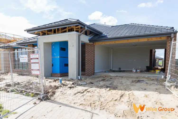 39 Bellario Circuit, Clyde North VIC 3978