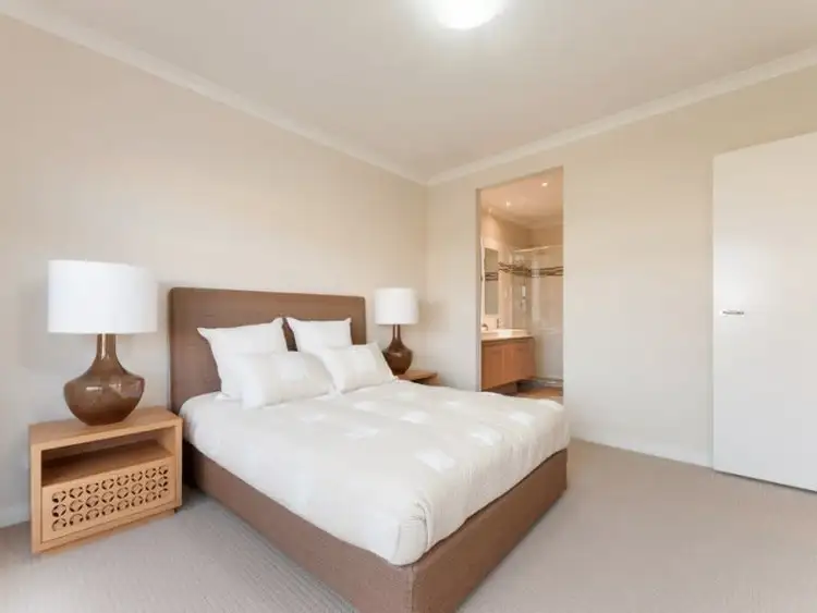 Seventh view of Homely house listing, 10 Mahal Drive, Clyde North VIC 3978