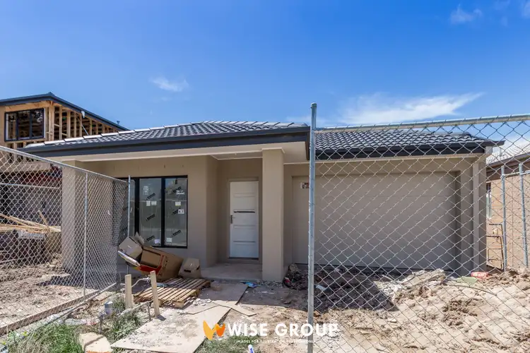 24 Greenslate Street, Clyde North VIC 3978