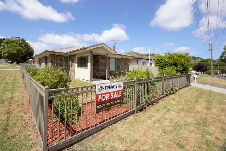 1 Silkstone Road, Korumburra VIC 3950