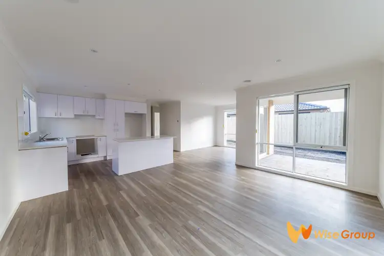 Second view of Homely unit listing, 3/14 Sylvanwood Crescent, Narre Warren VIC 3805