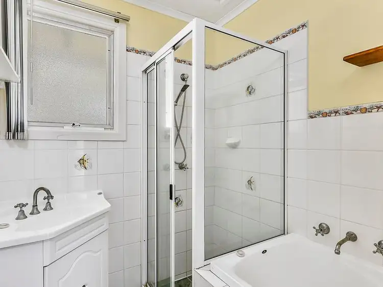 Fifth view of Homely house listing, 8 Kealy st, Millicent SA 5280