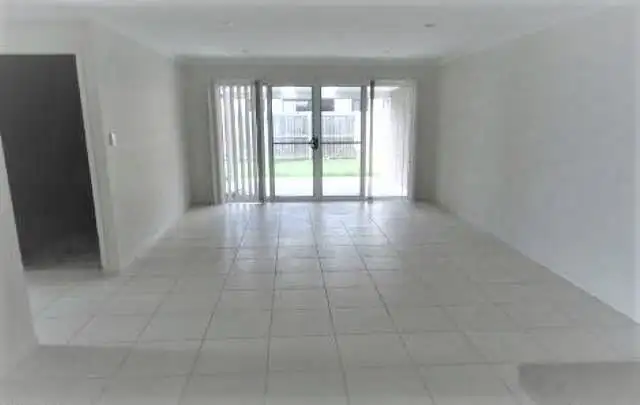 Third view of Homely semi-detached listing, 44 Wattle Crescent, Raceview QLD 4305