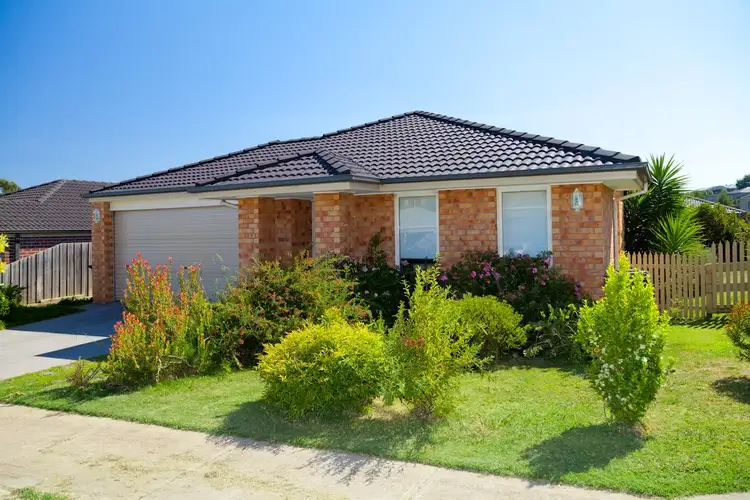 30 Summerhill Boulevard, Drouin VIC 3818