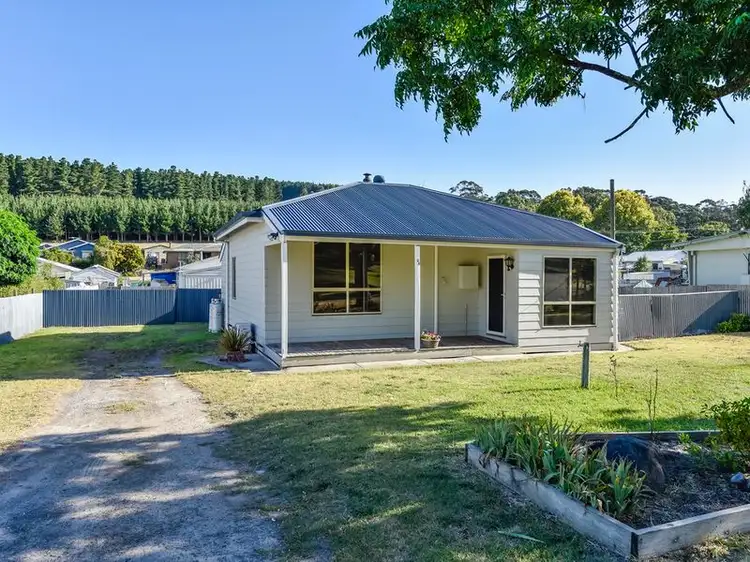 94 Thomas Drive, Mount Burr SA 5279