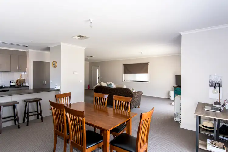 Fifth view of Homely house listing, 5 Matthews Court, Horsham VIC 3400