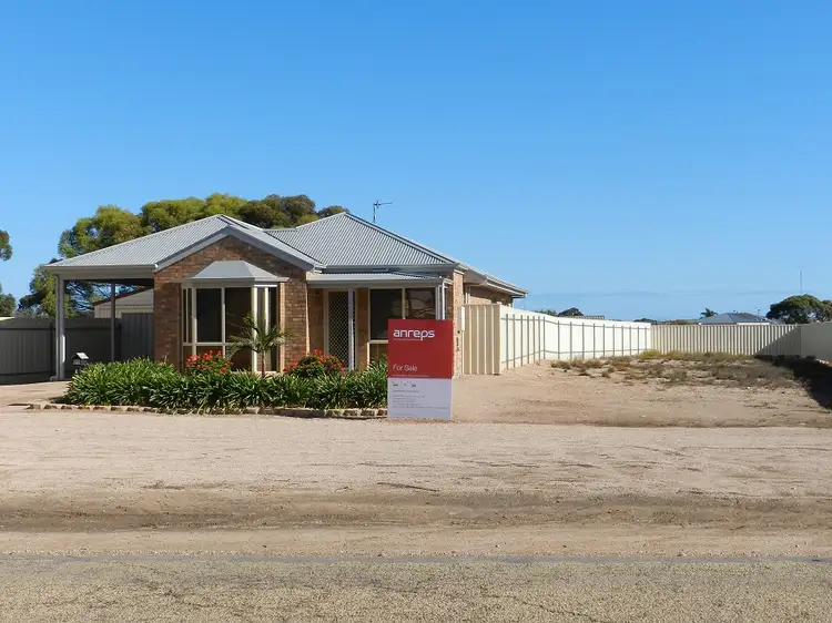 62 Old Wallaroo Rd, Moonta SA 5558