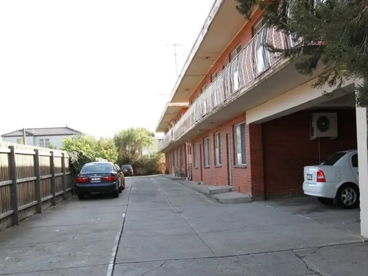 4/28-30 Ridley Street, Albion VIC 3020
