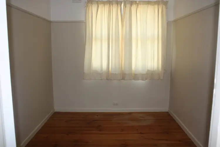 Sixth view of Homely house listing, 33 Meadows Avenue, Benalla VIC 3672