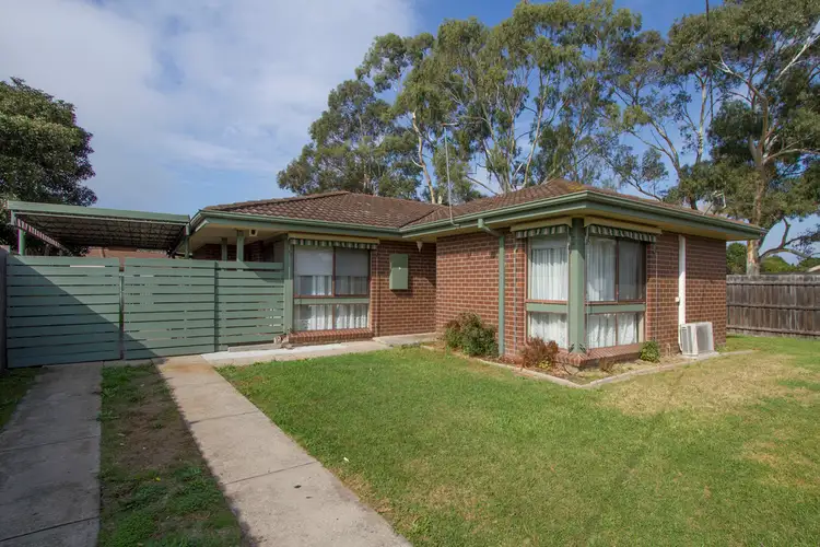 18 Bowman Drive, Sale VIC 3850