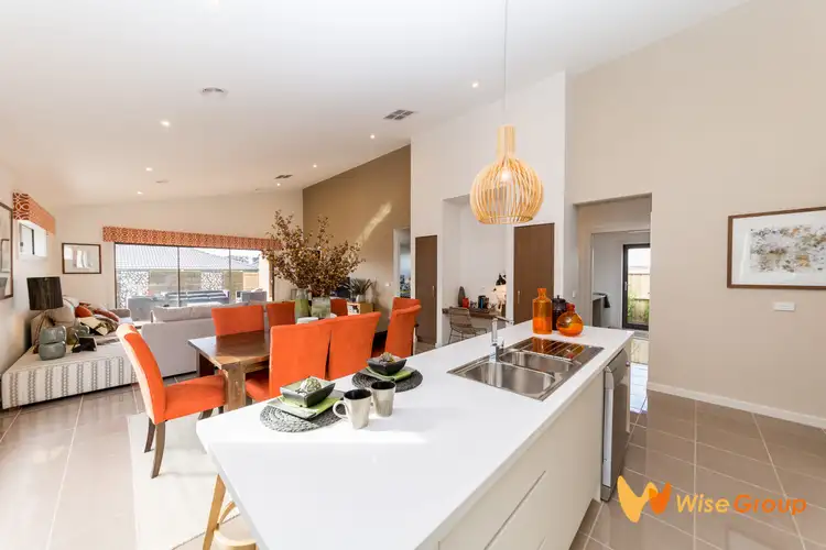 Fifth view of Homely house listing, 29 Newbridge Boulevard, Clyde North VIC 3978