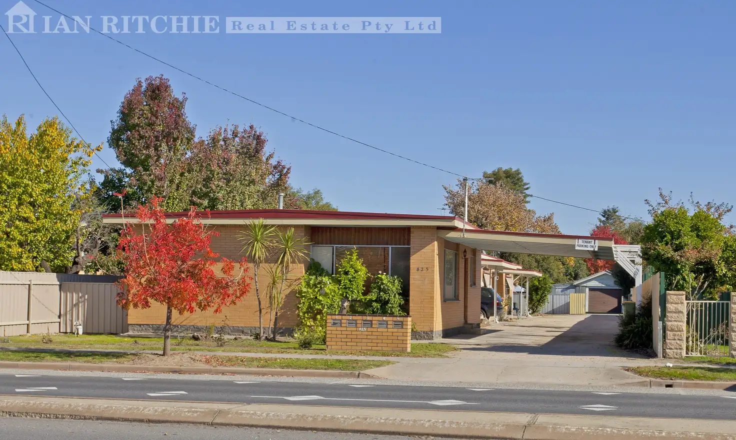 Main view of Homely block of units listing, 1-5 825 Mate Street, Albury NSW 2640