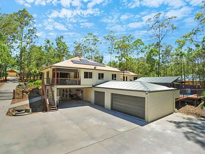 12 Glen Eaton Street, Eatons Hill QLD 4037