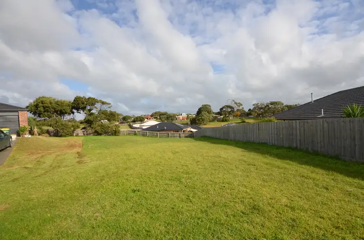 15 Donegal Court, Portland VIC 3305
