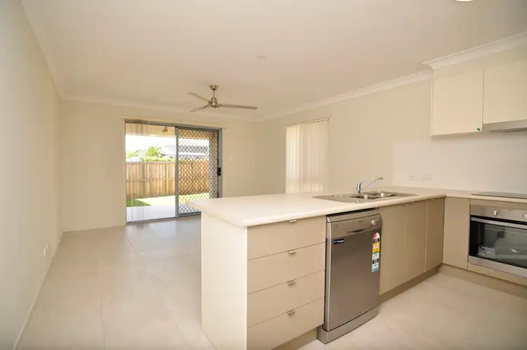 Second view of Homely semi-detached listing, 2/102 Kerry St, Marsden QLD 4132