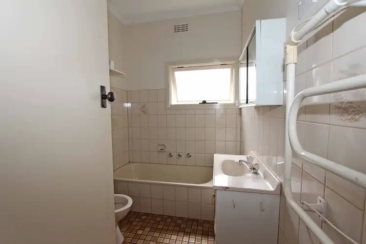 Seventh view of Homely house listing, 6 Palm Court, Heathcote VIC 3523